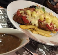 Waterloo Station Hotel - Tourism Cairns