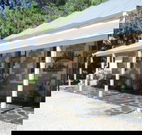 Mount Bryan Hotel - Tourism Cairns