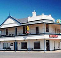 Seabreeze Hotel - Tourism Cairns