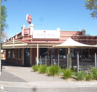 National Hotel - Tourism Cairns