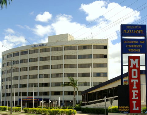 Rockhampton Plaza Hotel - Tourism Cairns 0