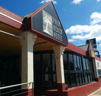 Palm Beach Hotel - Tourism Cairns