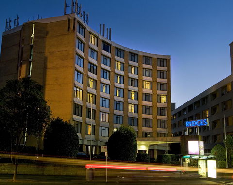Rydges Camperdown - Tourism Cairns 0