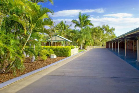 True Blue Motor-Inn - Tourism Cairns 1