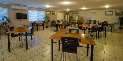 True Blue Motor-Inn - Tourism Cairns 4