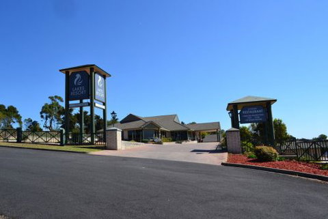 Lakes Resort Mount Gambier - Tourism Cairns 0