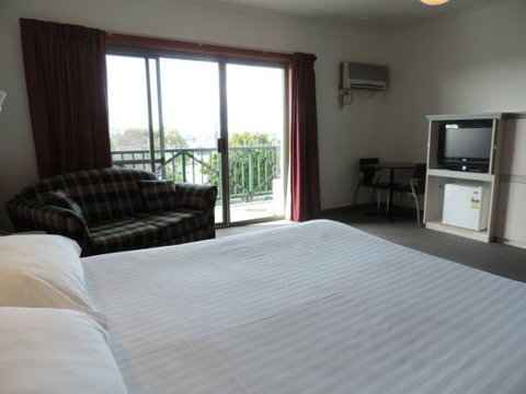 Lakes Resort Mount Gambier - Tourism Cairns 2