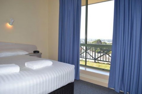 Lakes Resort Mount Gambier - Tourism Cairns 5