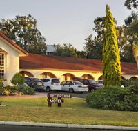 McNevins Warwick Motel amp Gunyah Restaurant - Tourism Cairns