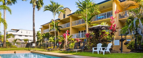 The York Beachfront Holiday Apartments - Tourism Cairns 5