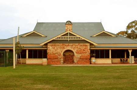 Potters Hotel And Brewery - Tourism Cairns