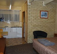 Coastal Comfort Motel - Tourism Cairns