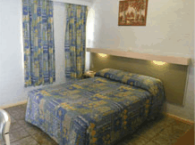 Walkabout Hotel - Tourism Cairns 1