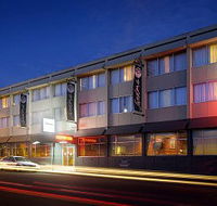 Sandors On The Park - Tourism Cairns