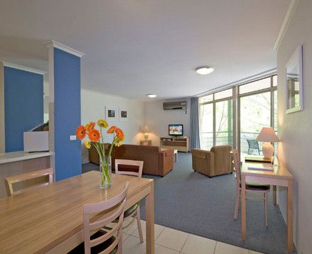 Kingston Terrace Serviced Apartments - Tourism Cairns 4