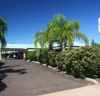 Jacaranda Country Motel - Tourism Cairns