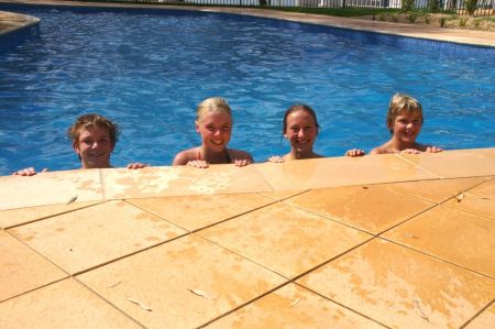 Lake Bonney Holiday Park - Tourism Cairns 1