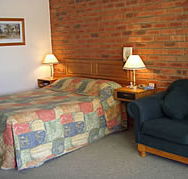Australian Settlers Motor Inn - Tourism Cairns