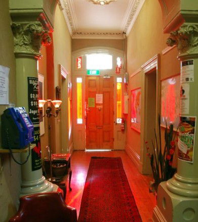 Lords Lodge Backpackers - Tourism Cairns 2