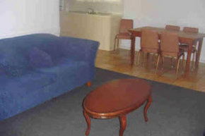 Sunraysia Motel And Holiday Apartments - Tourism Cairns 3