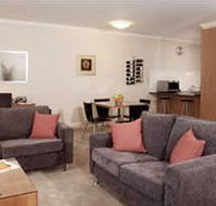 Ringwood Royale Apartment Hotel - Tourism Cairns