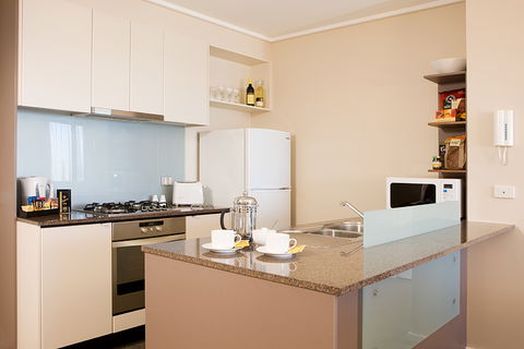 Melbourne Short Stay Apartments - Tourism Cairns 1
