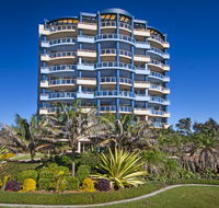 Beaches International - Tourism Cairns