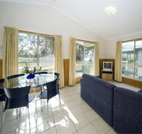 Swan Lake Holiday Park - Tourism Cairns
