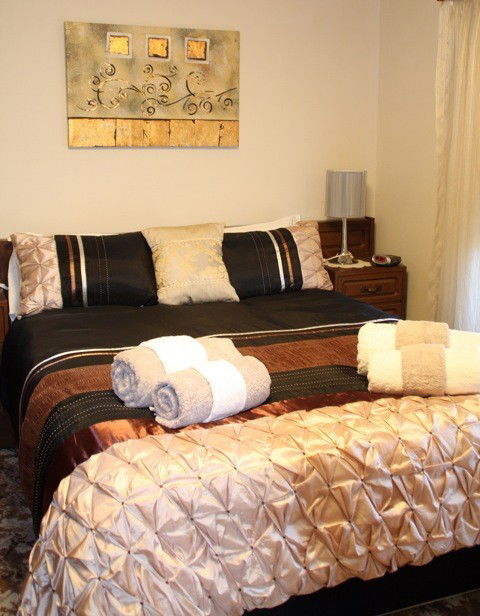 Executive Holiday Rental - Tourism Cairns 6