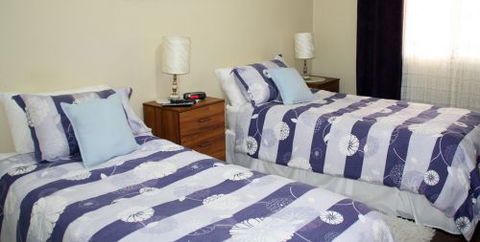Executive Holiday Rental - Tourism Cairns 9