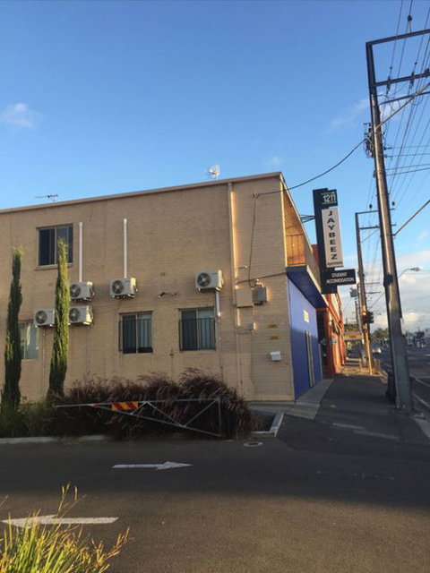 Adelaide Rooms - Tourism Cairns 2