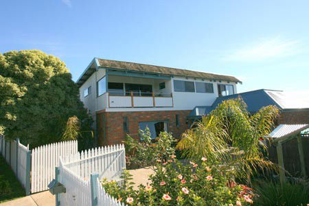 Black Dolphin Luxury Accommodation - Tourism Cairns 1