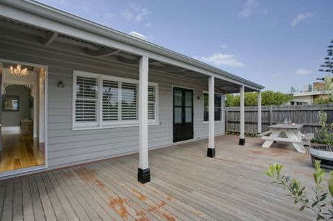 Blakiston House - Tourism Cairns 5