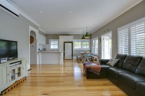 Blakiston House - Tourism Cairns 7