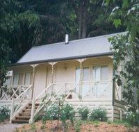 Briserenia Gardens Bampb Cottages And Suites