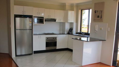 Short-Term Apartment Rentals - Tourism Cairns 2