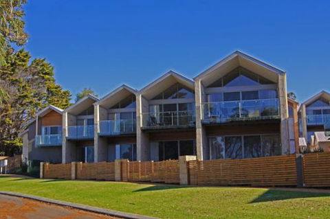 Seine Bay Apartments - Tourism Cairns 1