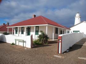Cape Willoughby Lighthouse Keepers Heritage Accommodation - Tourism Cairns 0
