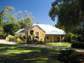 Evelyn Homestead - Tourism Cairns 0