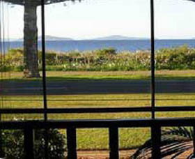 La Plage Accommodation - Tourism Cairns 0