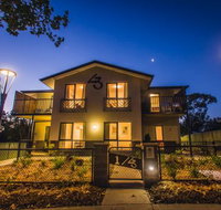 One of a Kind Apartments - Tourism Cairns
