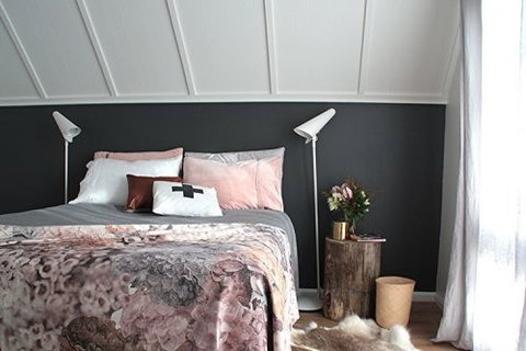 Old Schoolhouse Milton - Tourism Cairns 1