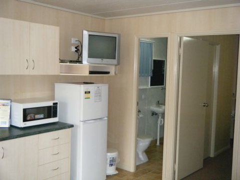 Pepper Tree Cabins - Tourism Cairns 2