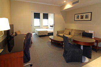Quality Hotel Batman's Hill On Collins - Tourism Cairns 11