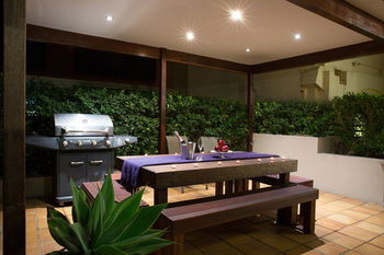 Adara Hotels Apartments - Tourism Cairns 16