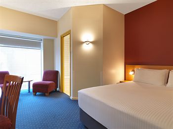 Ibis Melbourne Little Bourke Street - Tourism Cairns 8