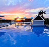 Oaks Waterfront Resort - The Entrance - Tourism Cairns