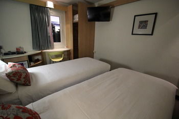 Ibis Newcastle - Tourism Cairns 15