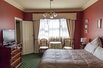 Toorak Manor - Tourism Cairns 3