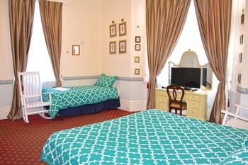 Toorak Manor - Tourism Cairns 19
